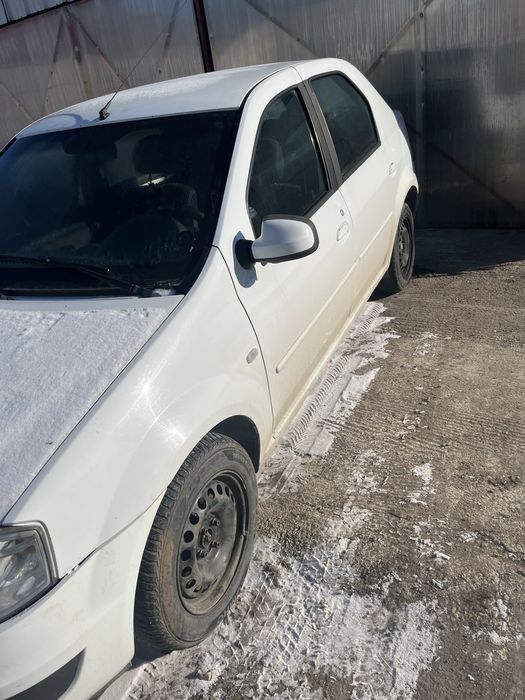 Dezmembrez logan 2012 1.5dci