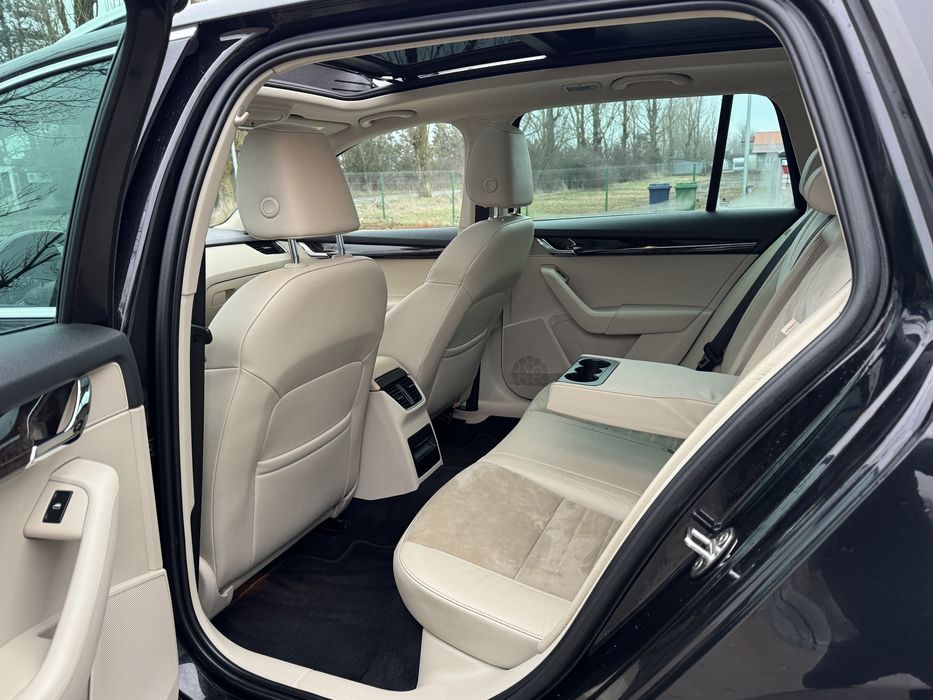 Skoda Octavia Automat/pano/xenon/led/keyless/piele/memorii/rate/garant