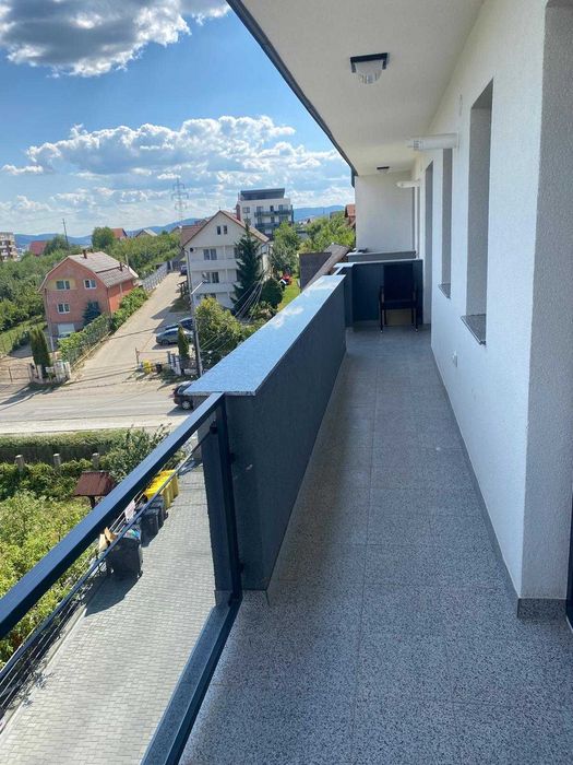 Apartament de inchiriat Bistrita- bloc nou,zona buna