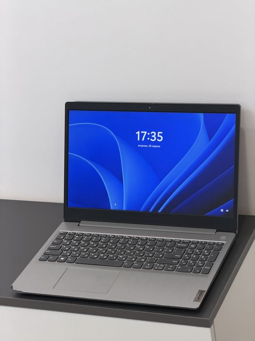 Продам ноутбук lenovo новой модели