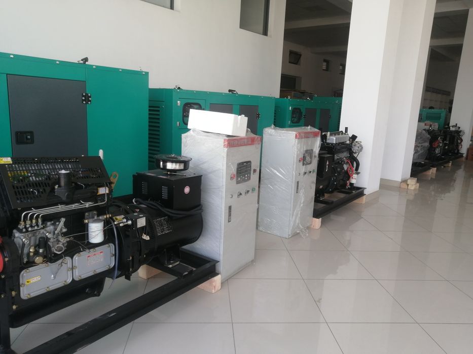 Дизельный генератор 30кВт с АВР