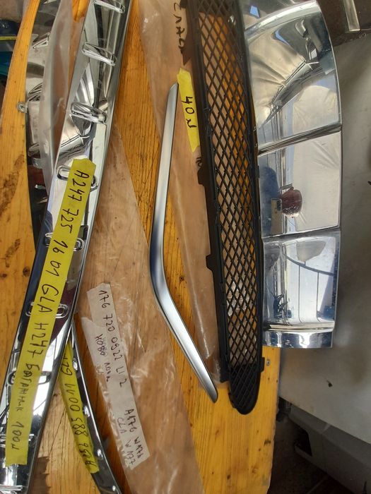 Лайсна решетка врата Mercedes  A246 Gla A156 A176/ A168 A292 C247 GL