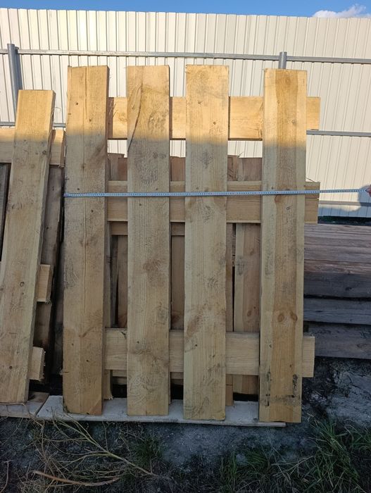Продам штакетник сосновый.