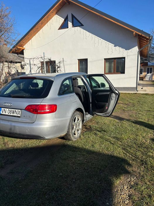 Vând Audi A4 B8 an2009