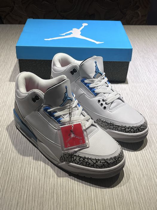Nike Air Jordan 3 Retro "UNC" sneakers.