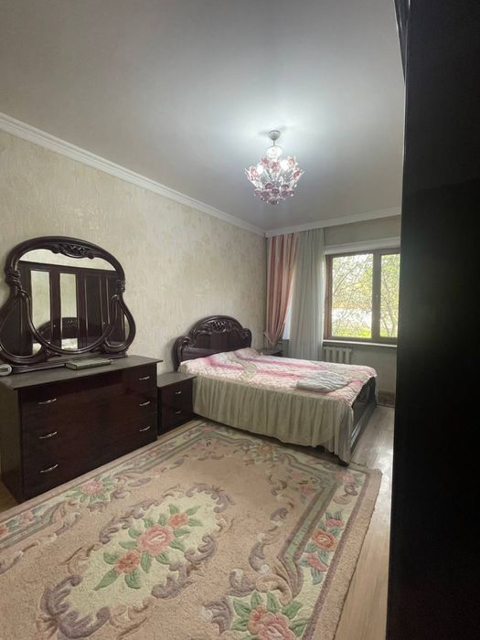 Arenda kvartira Medgaradok 5 xona 4 xona qilingan 100 kvm 1 etaj