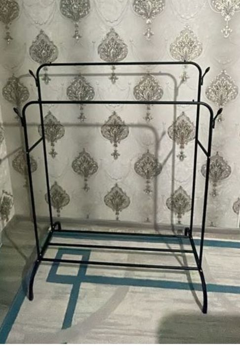 Вешалка наполная