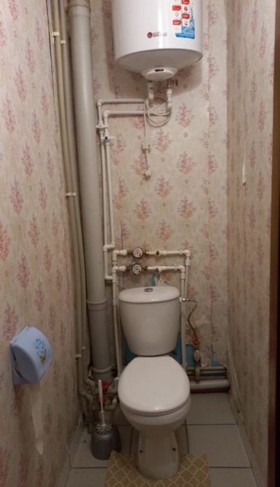 Продаеться  1ком квартира.