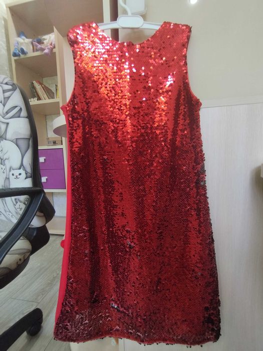 Платье для девочки 9-10 лет