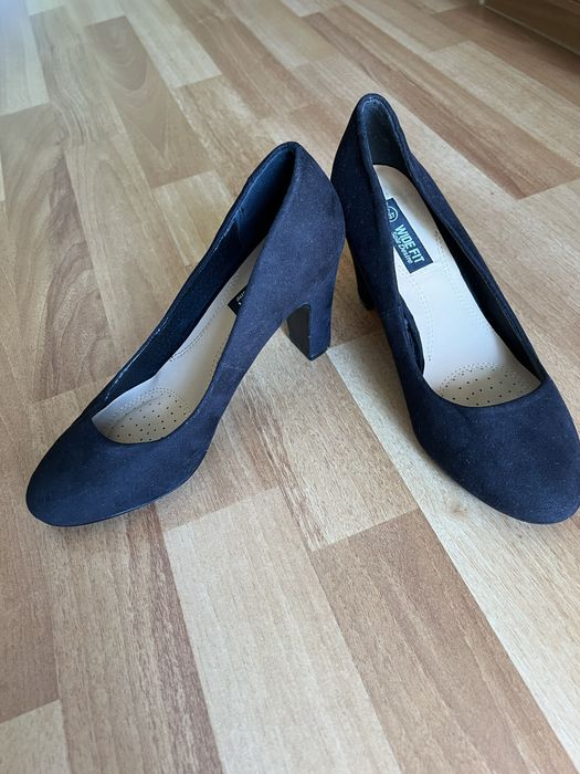 Официални обувки