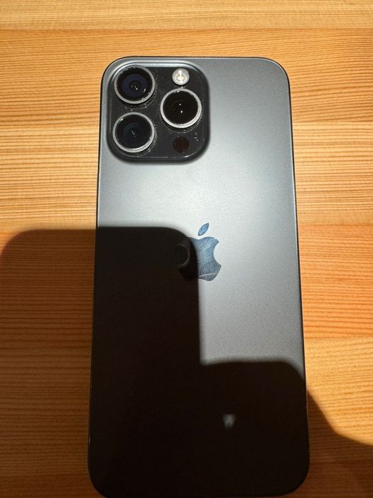Обменяю iphone 15 pro max, на обычный 15 pro