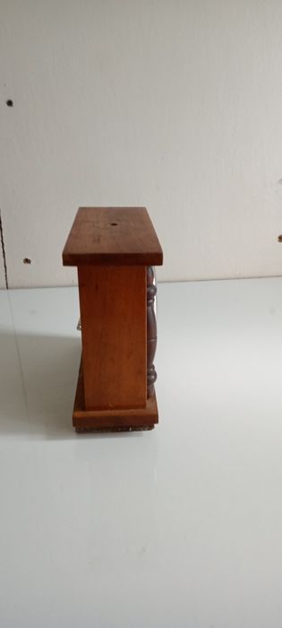 Настольные часы Маяк