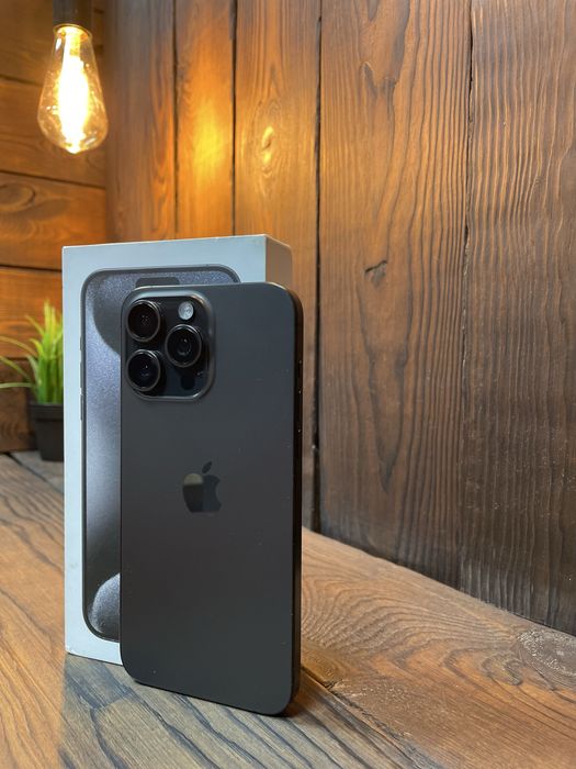 Iphone 15 pro Max 320,000