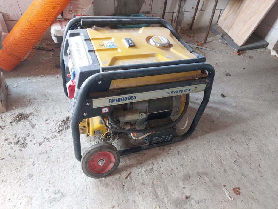 Generator curent electric
