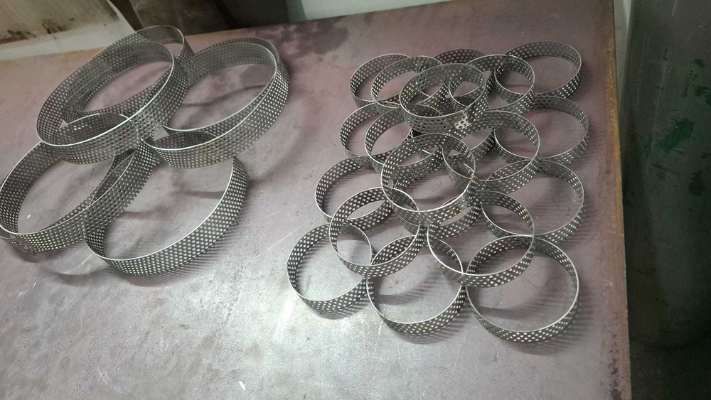 Cercuri din inox perforat si neperforat.