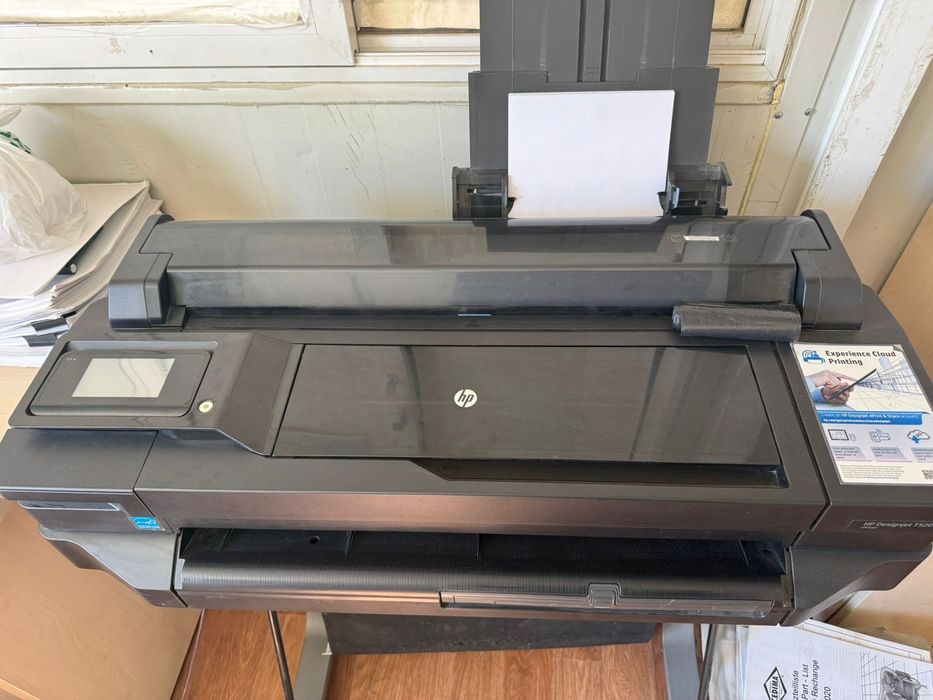 Плоттер HP Designjet T520