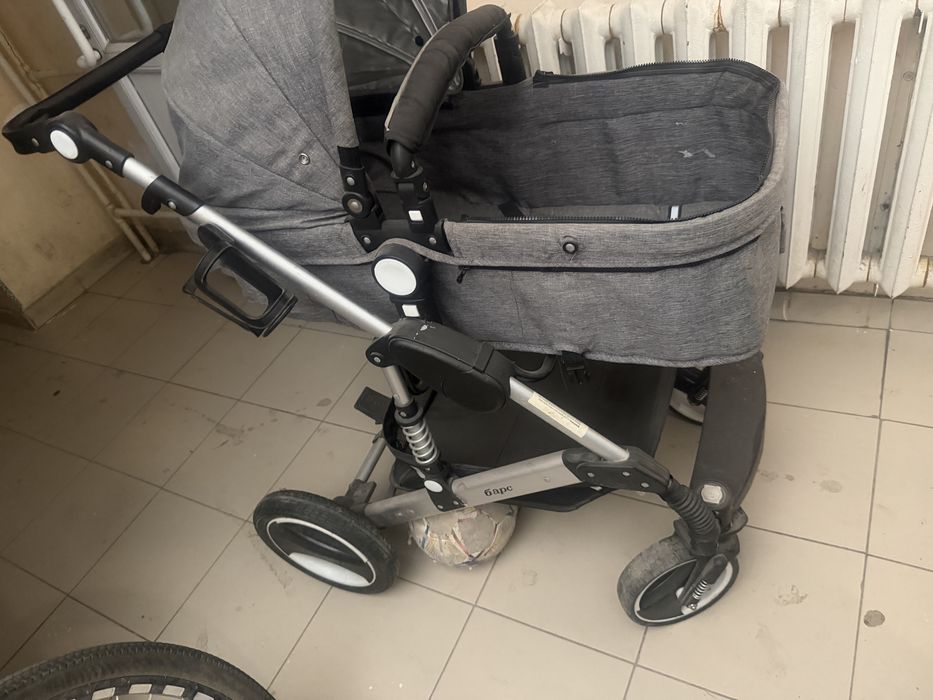 Коляска 2 в 1 б/у продаётся