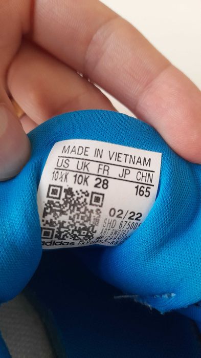 Vand adidasi nr 28 Adidas!