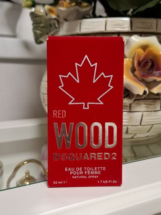 Дамска тоалетна вода Dsquared2 Red Wood 50ml