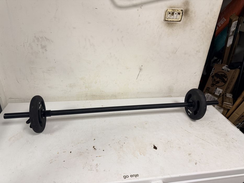 Bara haltera pump+2 discuri de 5 kg. Cu grip fier Cauciucat+Sigurante