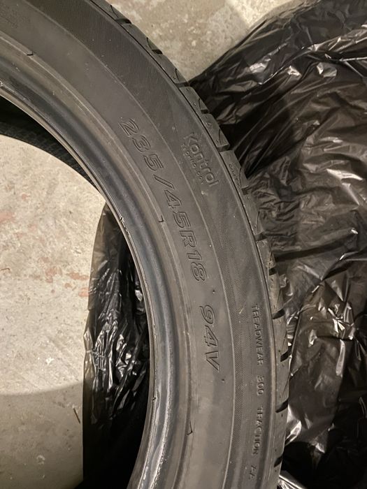 Летни гуми Hankook 235/45/R18 2 бр.