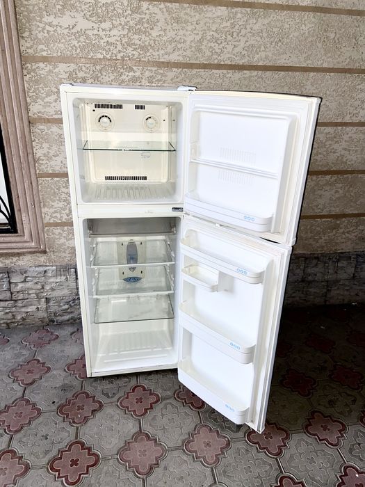 Продам холодильник  тараз