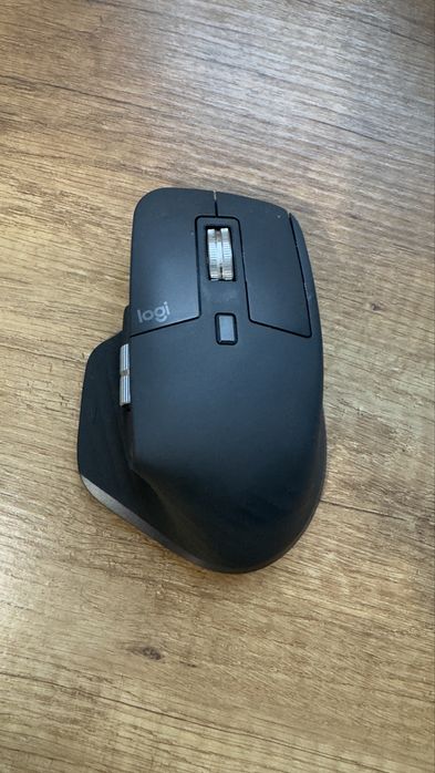 Logitech MX Master 3S – stare perfectă, wireless, silent