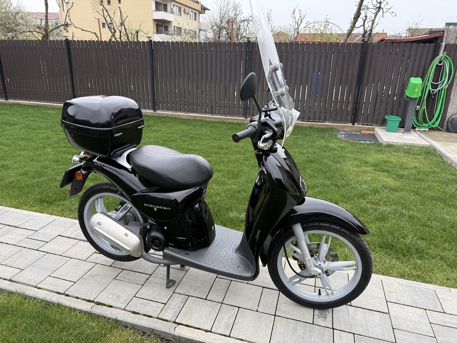Aprilia Scarabeo 49 cc in 2 timpi An 2007 in stare Foarte buna!