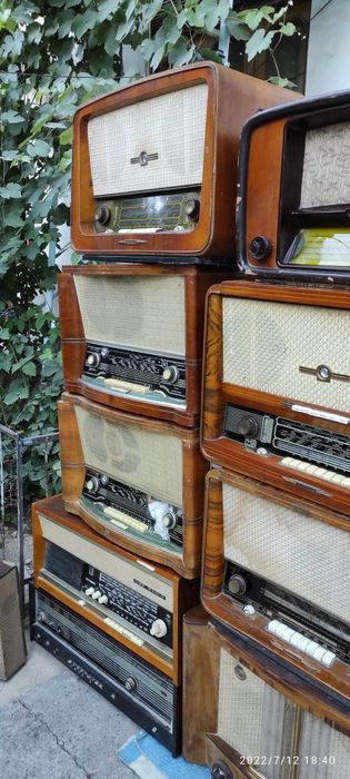 Старое радио в рабочем состоянии