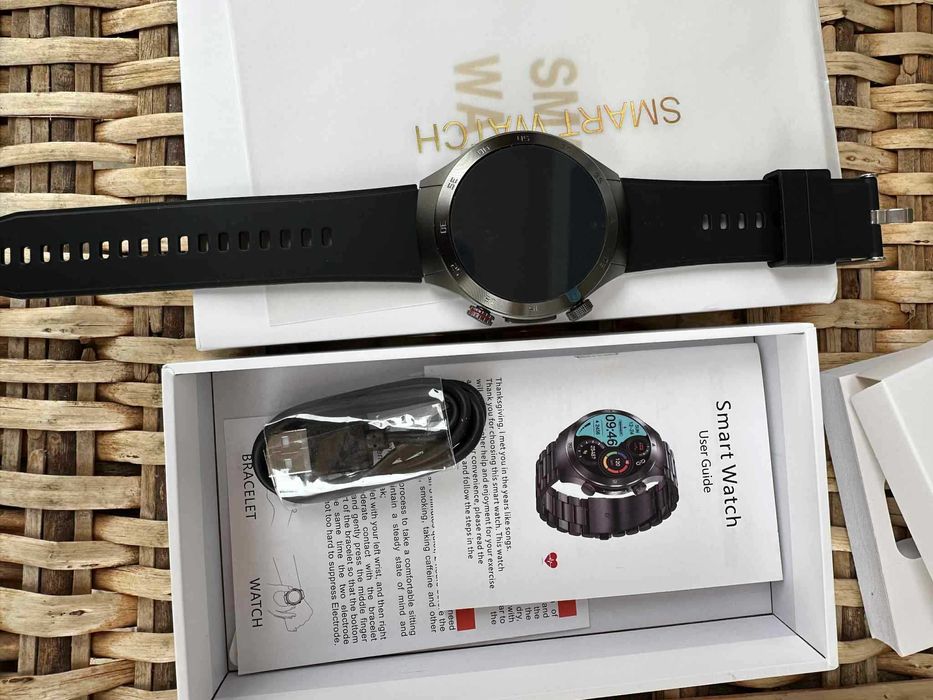 Смарт часовник нов