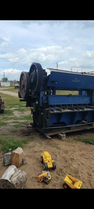 Ножницы гильотинные НЛК 12х2000