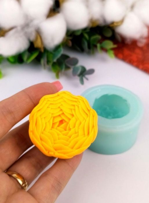 Молд  Ранункулюс