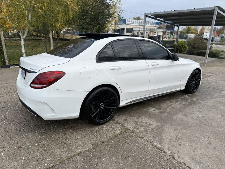 Mercedea C300 AMG 4MATIC