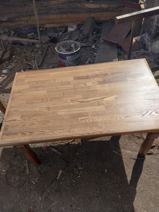 Продам столики журнальные