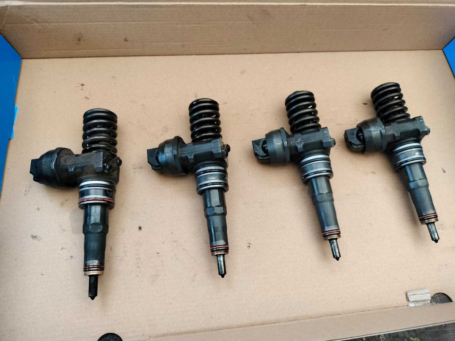 Injectoare VW Skoda SEAT 1.4 tdi 038130073T_