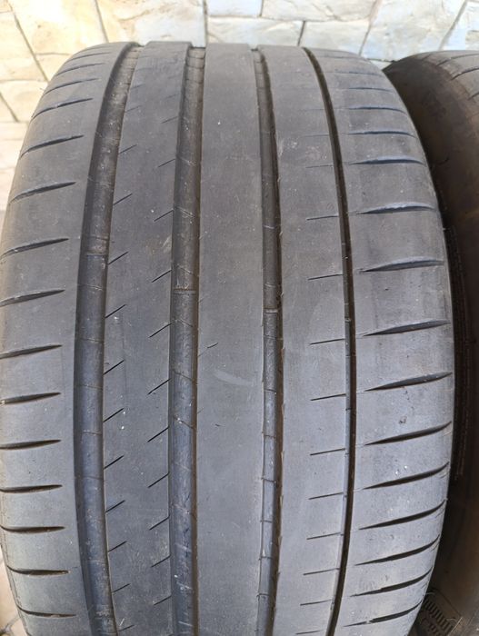 Летни гуми Michelin 325/35/22 Pilot sport 4 S Dot 2023