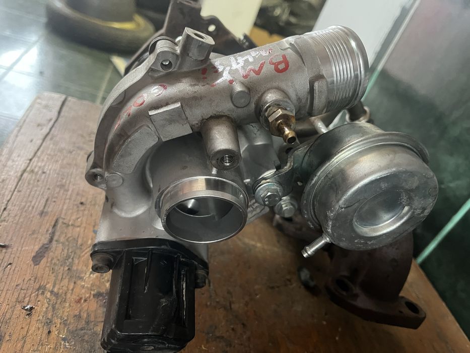 Turbo golf 5 touran 1,4 tdi BMY