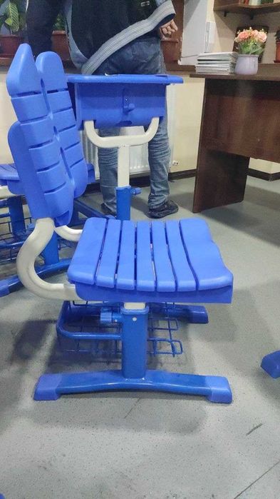 Богча, мактаб учун парта ва стуллар сотилади (88$ тан нархида)