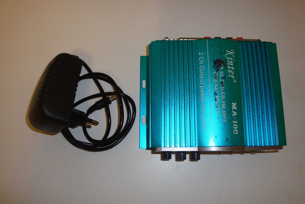 amplificator audio stereo cu radio fm card sd si usb + alimentator