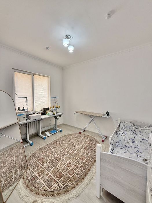 Olmos navostroyka sotiladi. 70m²