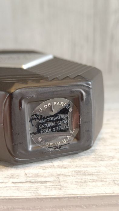 Khadlaj onyx silver подобен на   Parfums de Marly Castley