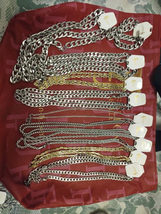 Продается бижутерия