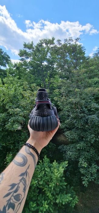 Yeezy 350 V2 Black Static