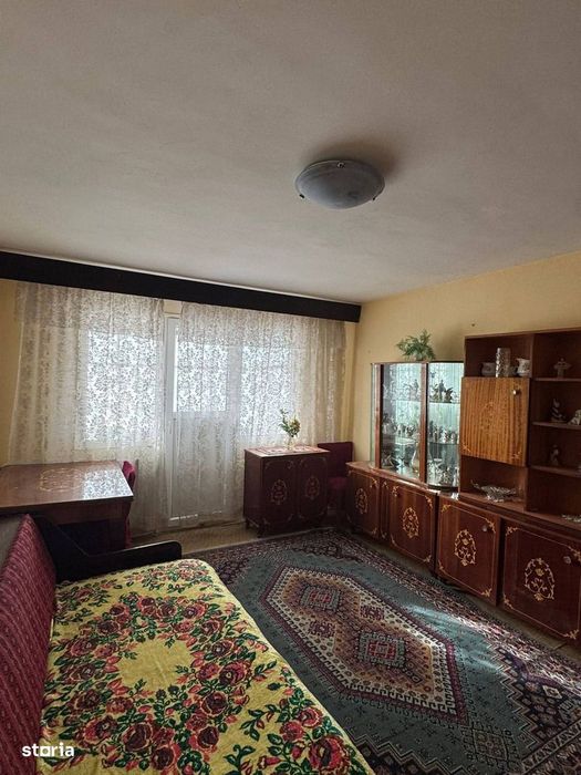 Apartament 2 camere, Craiovița Nouă, coloana de gaze