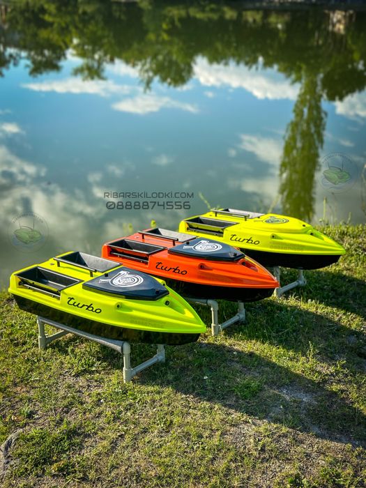 Бърза лодка за захранка TURBO с 3 години гаранция