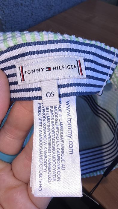Tommy Hilfiger бейсболка,оригинал.