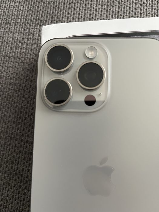 Apple Iphone 15 pro max 256gb Natural Titanium