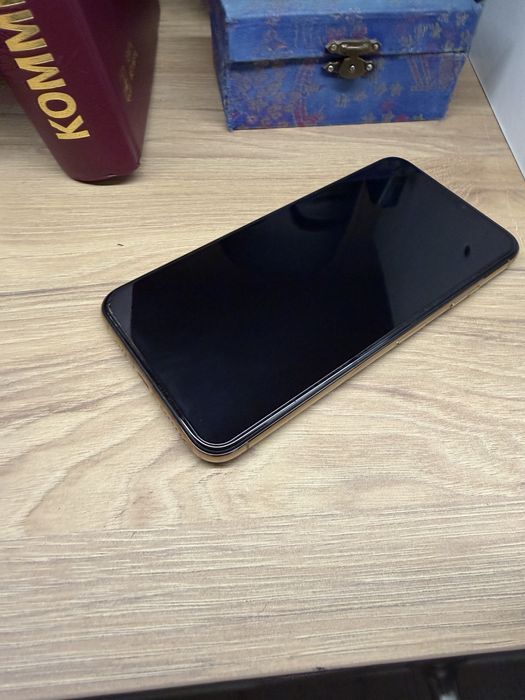 iPhone XS Max цвета Gold 256ГБ