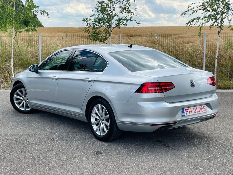 Volkswagen Passat B8 2017 Highline 2.0 TDI 190 cp DSG / 154.000 km /