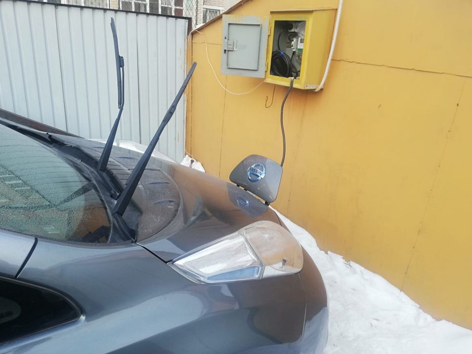 Продам электромобиль 100%  ниссан лиф